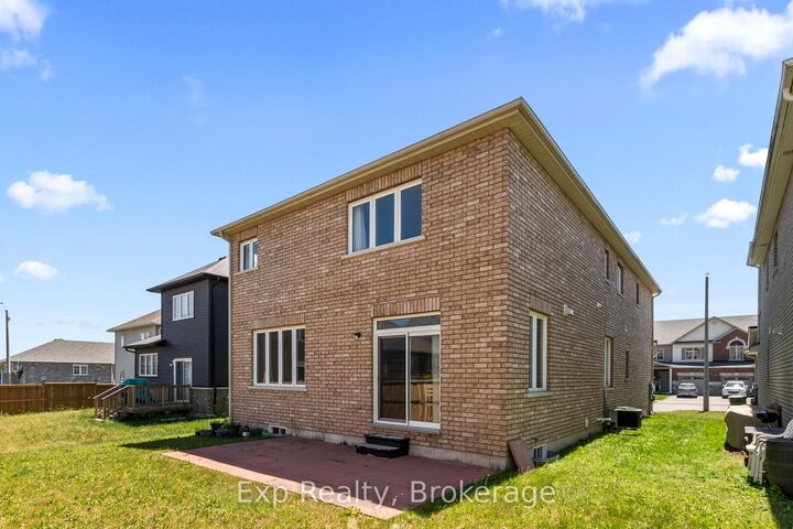 Property Photo: 64 Paul Rexe Boulevard ON K9J 0G4