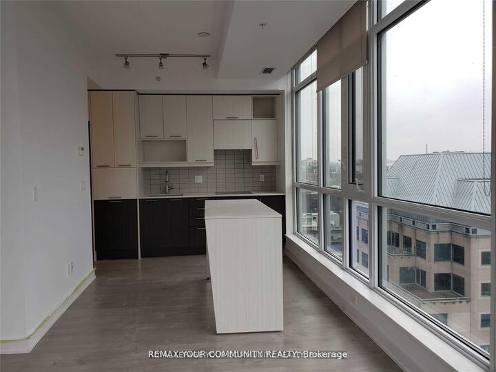 Property Photo:  199 Richmond Street W 1602  ON M5V 0H4 