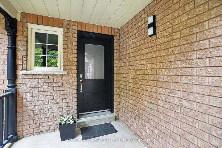 Property Photo: 120 Woodroof Crescent ON L4G 7H2