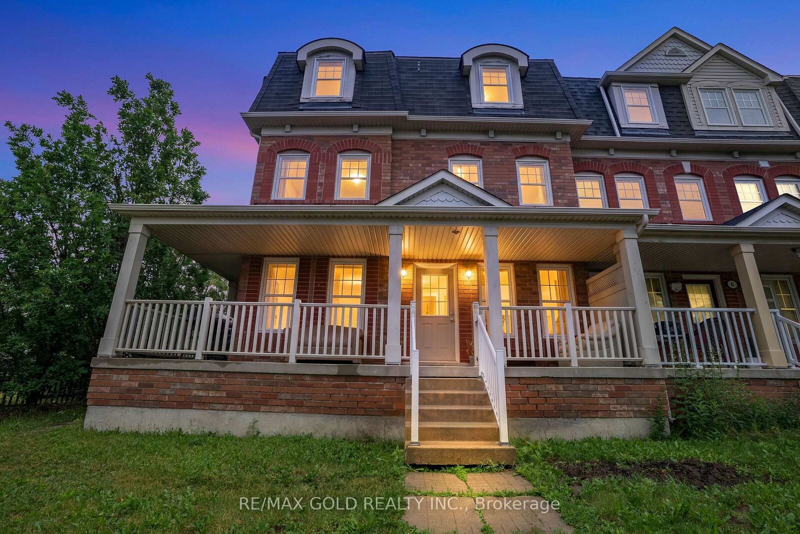 Property Photo: 4 Ecopark Gate ON M1B 6G8