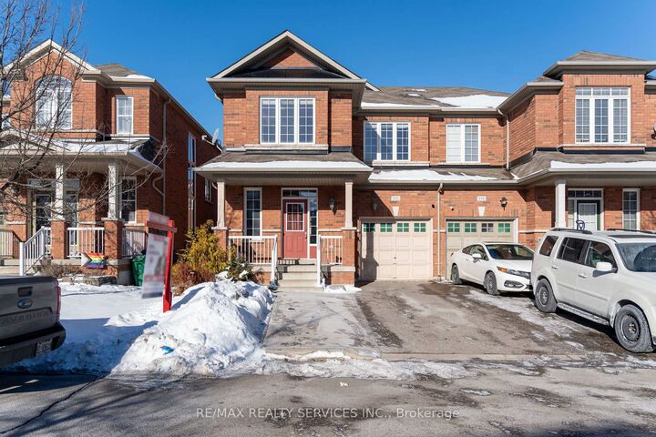 112 Amaranth Crescent — photo 1