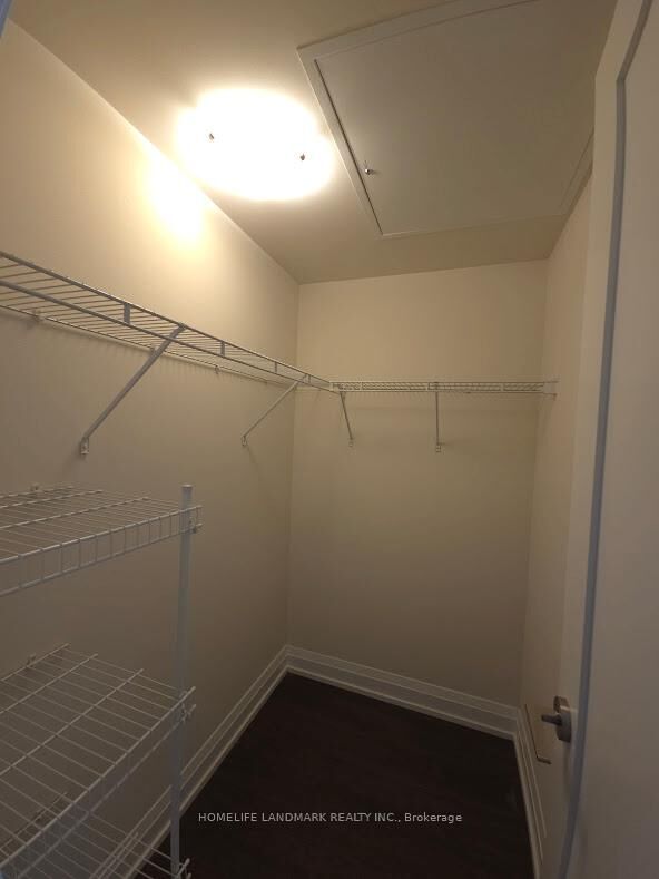 Property Photo:  2 Anndale Drive 1207  ON M2N 0G5 