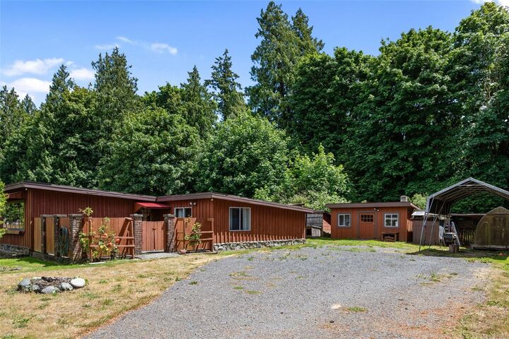Property Photo: 6261 Derbend Rd BC V9Z 0X4