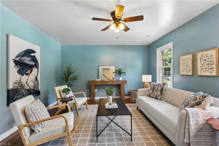 Property Photo: 9 Hansom Drive VA 23662