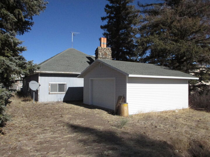 Property Photo: 76 W Center St UT 84735