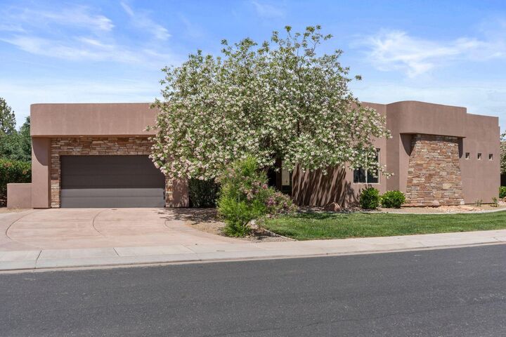 Property Photo: 3258 S 4900 W UT 84737