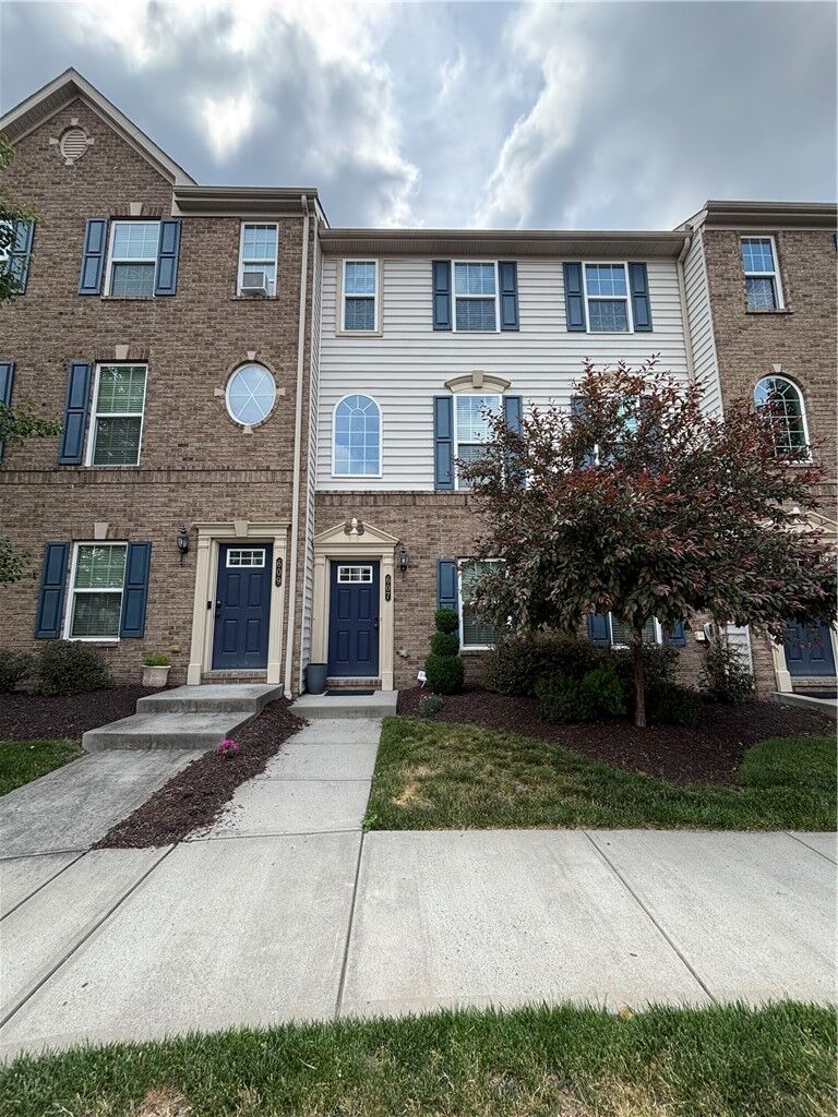 Property Photo: 607 Shelley Ln PA 15090