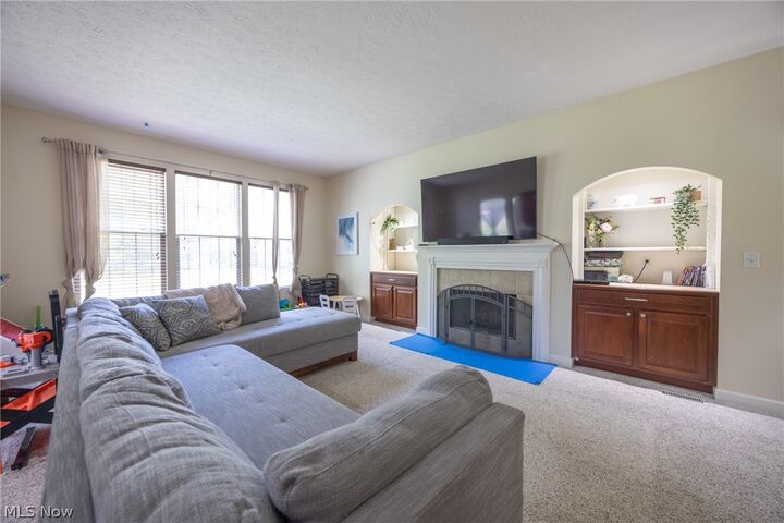 Property Photo: 8856 Oakbrook Circle OH 44087