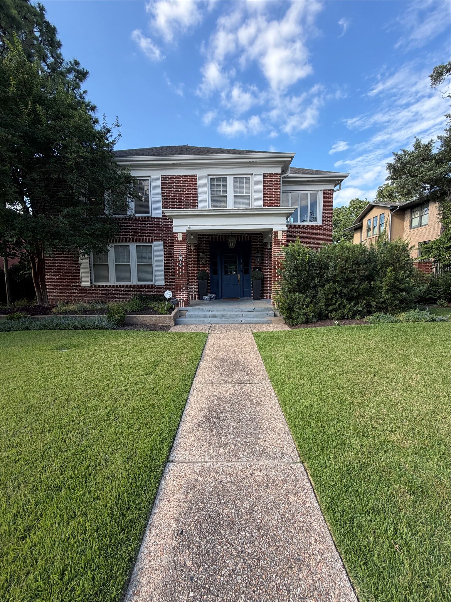 Property Photo:  104 W 33rd Street  TX 78705 