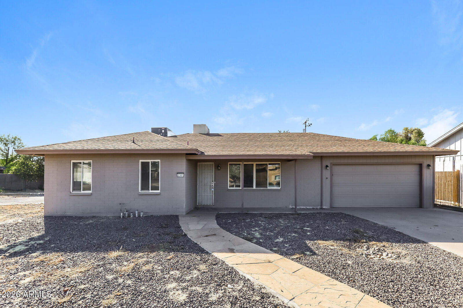 Property Photo:  2301 W Village Drive  AZ 85023 