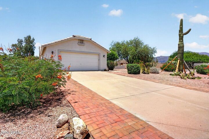 Property Photo:  9421 E Sleepy Hollow Trail  AZ 85118 