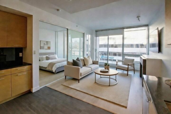 2528 Maple Street 308 — photo 1