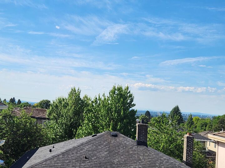 Property Photo: 429 E 50th Avenue BC V5X 1A9