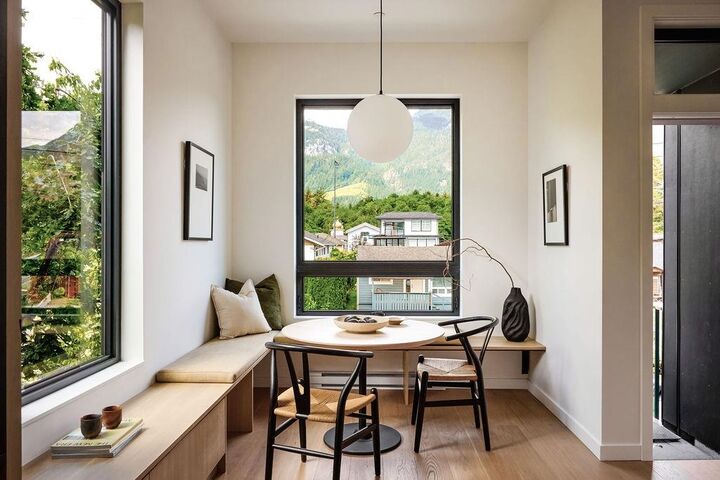 Property Photo: 37940 Fourth Avenue 2 BC V8B 0P7