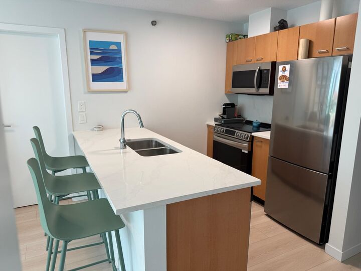 Property Photo:  1367 Alberni Street 1106  BC V6E 4R9 