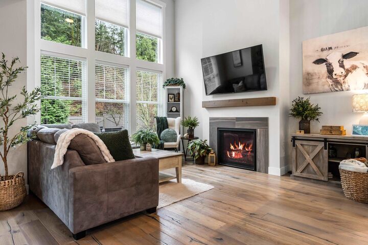 43360 Creekside Circle — photo 1