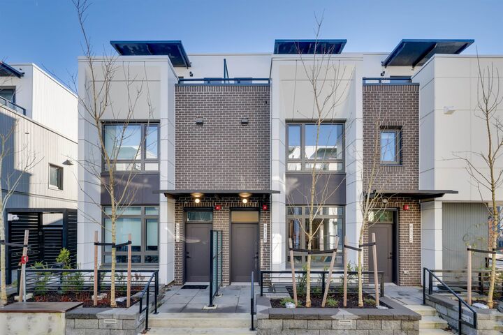 6310 Oak Street — photo 1