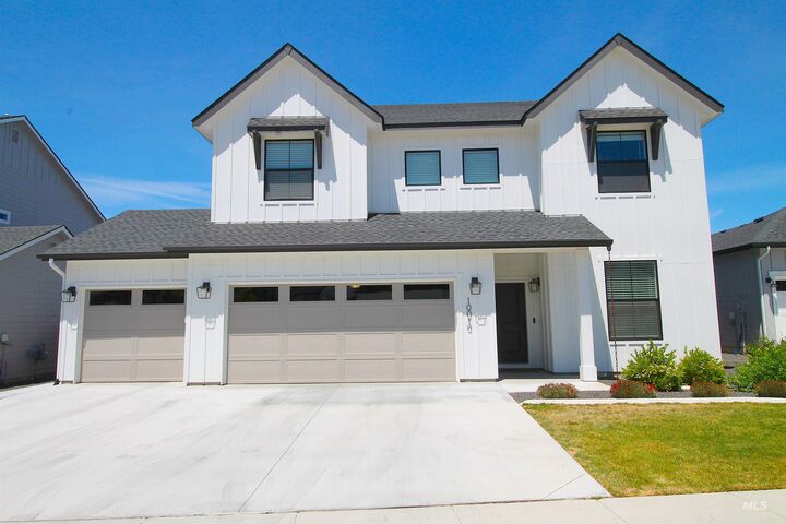 Property Photo: 10010 W Lyrical Dr ID 83709