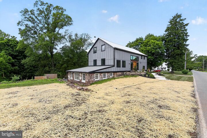 Property Photo:  287 W Seven Stars Road  PA 19460 