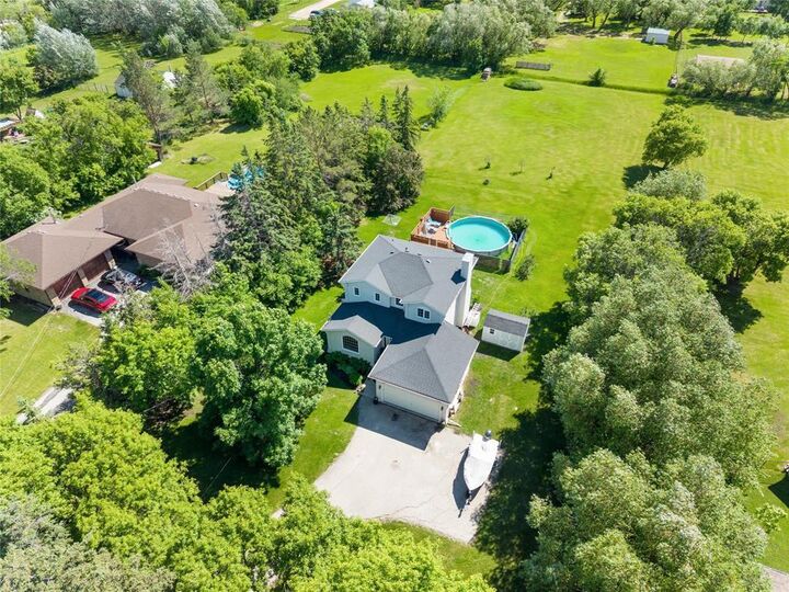 Property Photo:  64 Captain Kennedy Road  MB R1A 2X5 