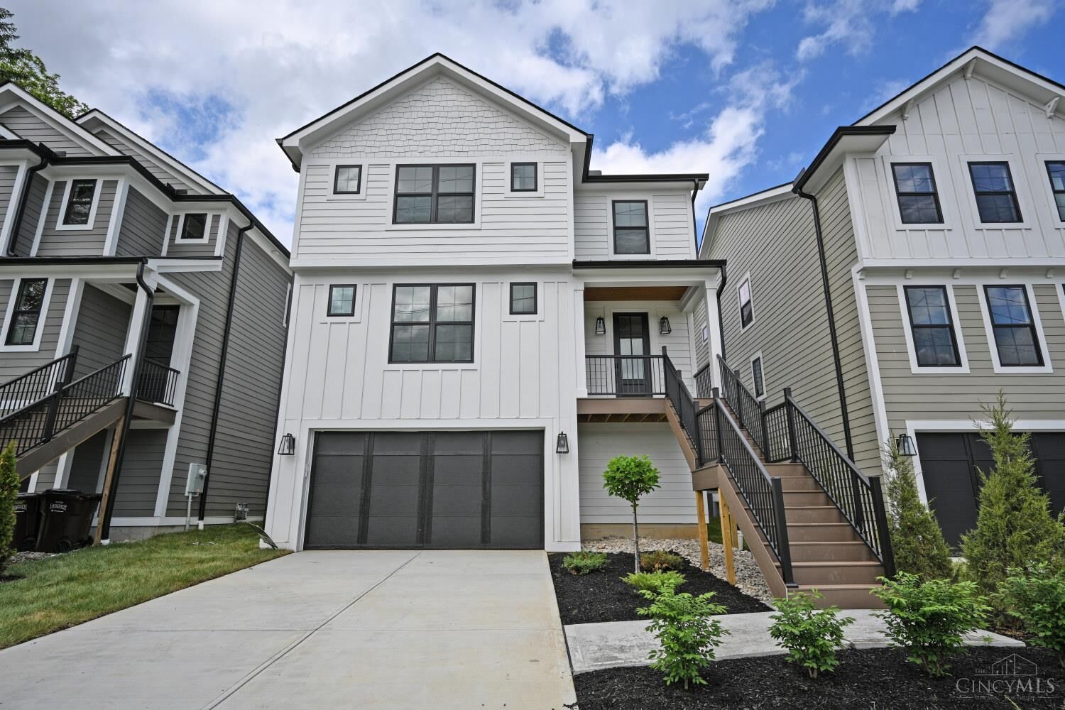 Property Photo: 7406 Orchard Street OH 45227