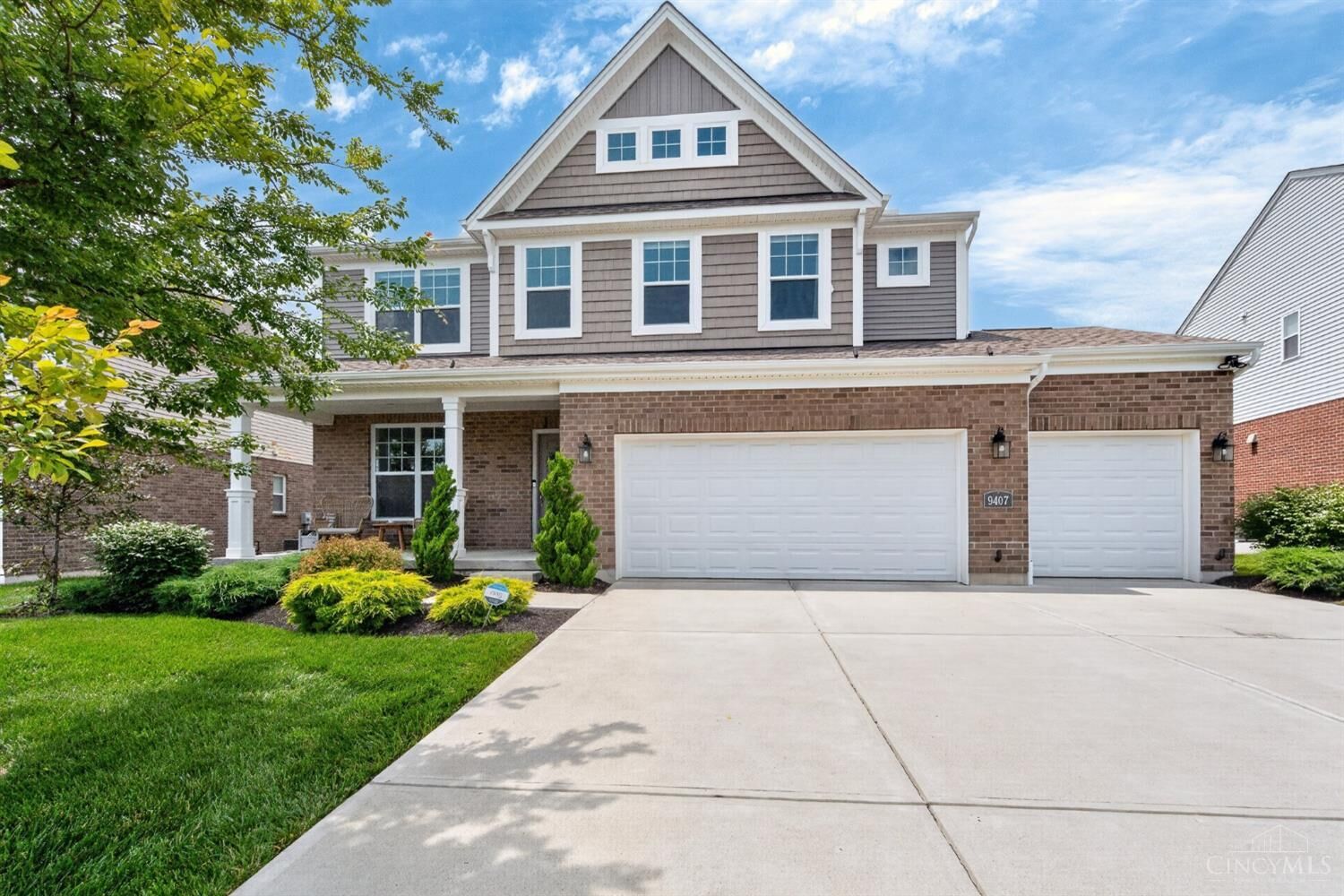 Property Photo: 9407 Sunstone Drive OH 45241