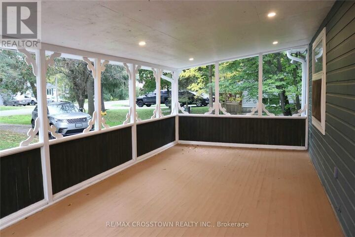 Property Photo:  1056 Elm Road  ON L9S 2E9 