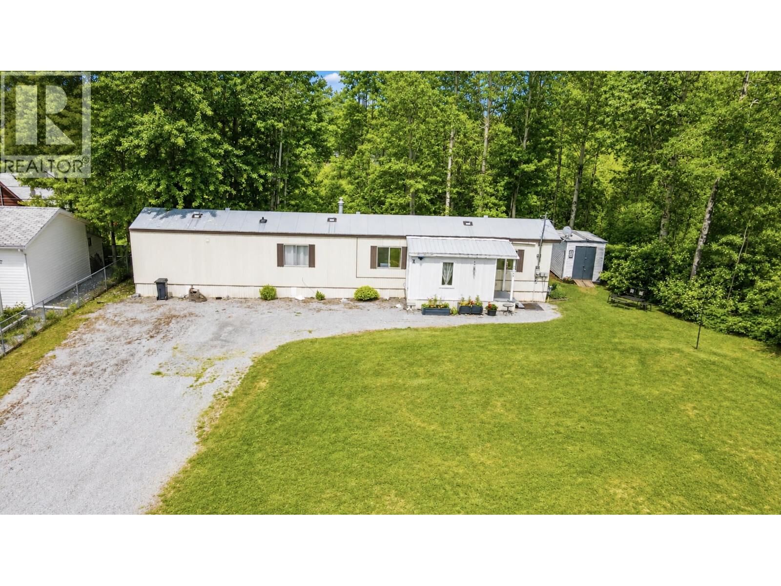 Property Photo:  2136 Evasko Road  BC V2N 6T7 