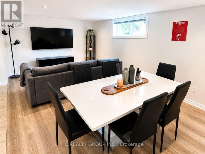 Property Photo:  9 Kencliff Crescent  ON M1P 4E2 
