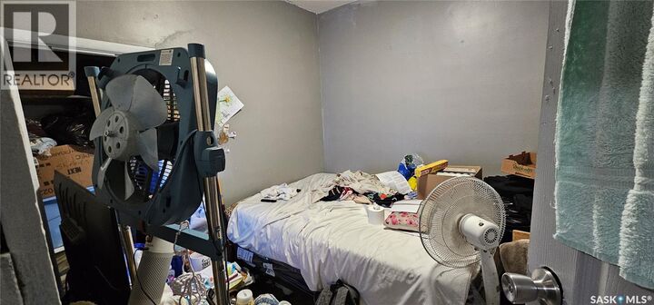 Property Photo: 127 M Avenue S SK S7M 2K1