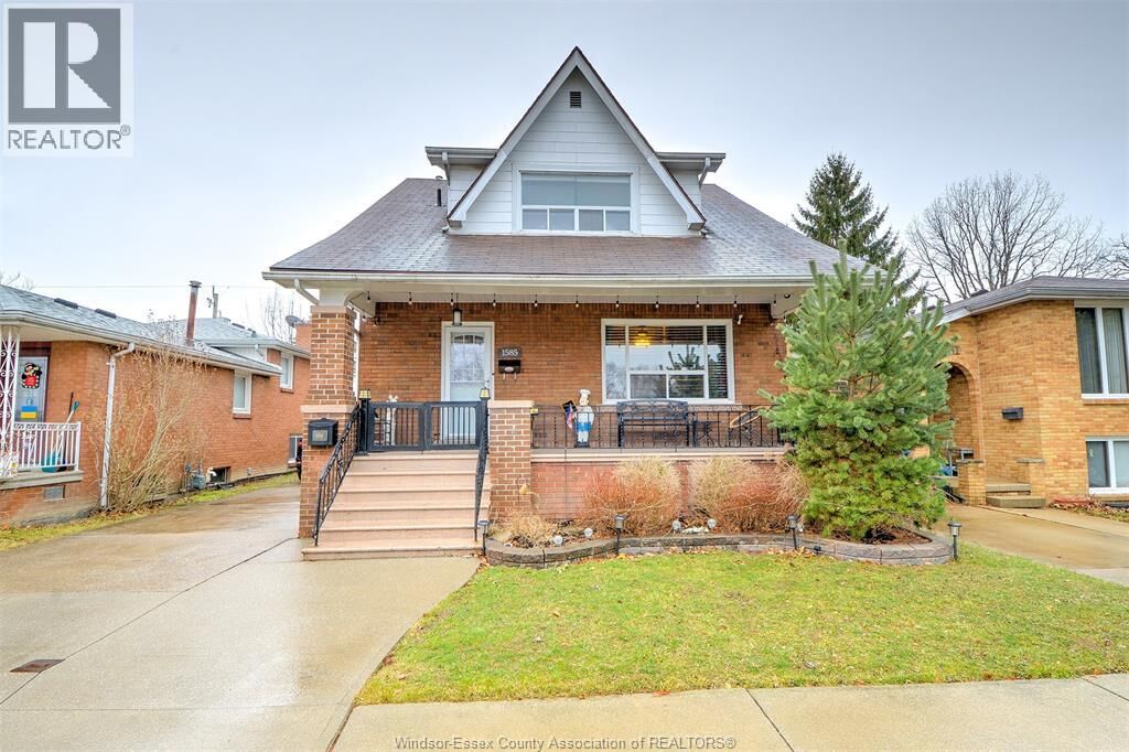 Property Photo: 1585 Alexis Road ON N8Y 4P1