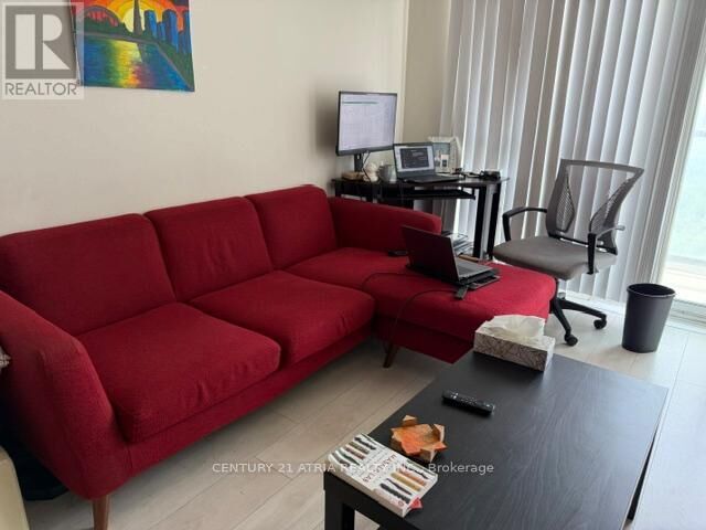 Property Photo:  6 Sonic Way 2901  ON M3C 0P1 