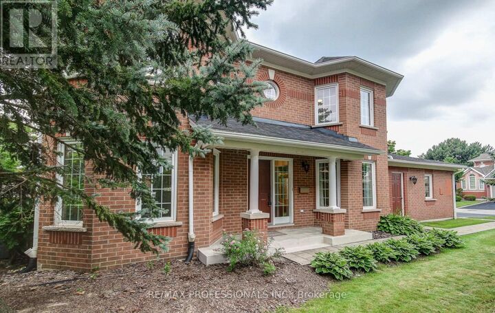 Property Photo:  2145 Country Club Drive East 23  ON L7M 4E1 