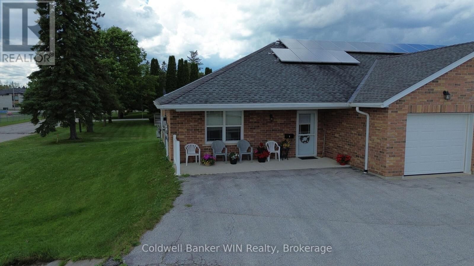 Photo de la propriété:  444 Newfoundland Street 1  ON N0G 2L2 