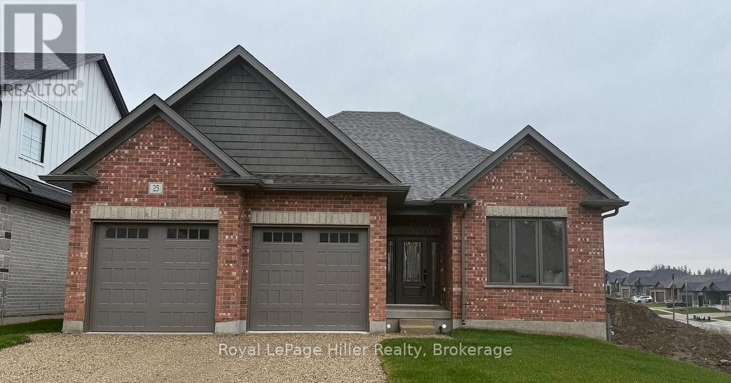 Property Photo:  25 Avery Place  ON N0K 1M0 