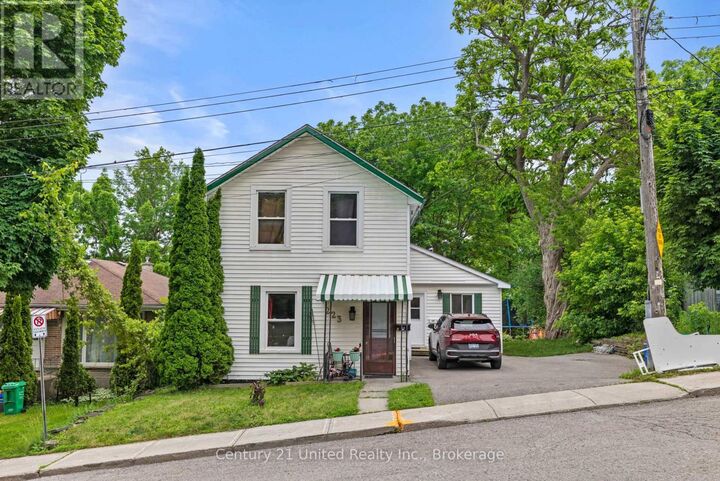 Property Photo:  223 Antrim Street  ON K9H 3G5 
