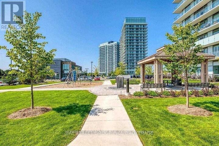 Property Photo:  4699 Glen Erin Drive Ph05  ON L5M 2E5 