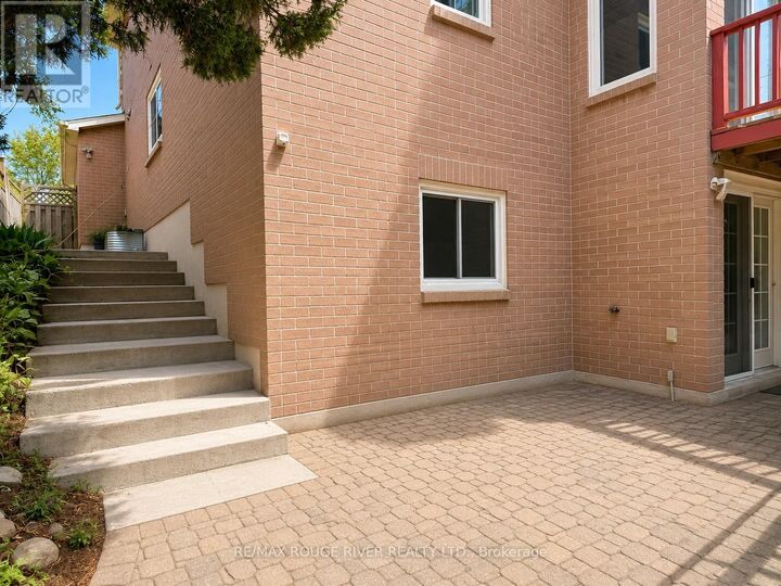 Property Photo:  16 Dominy Drive  ON L1T 3H6 