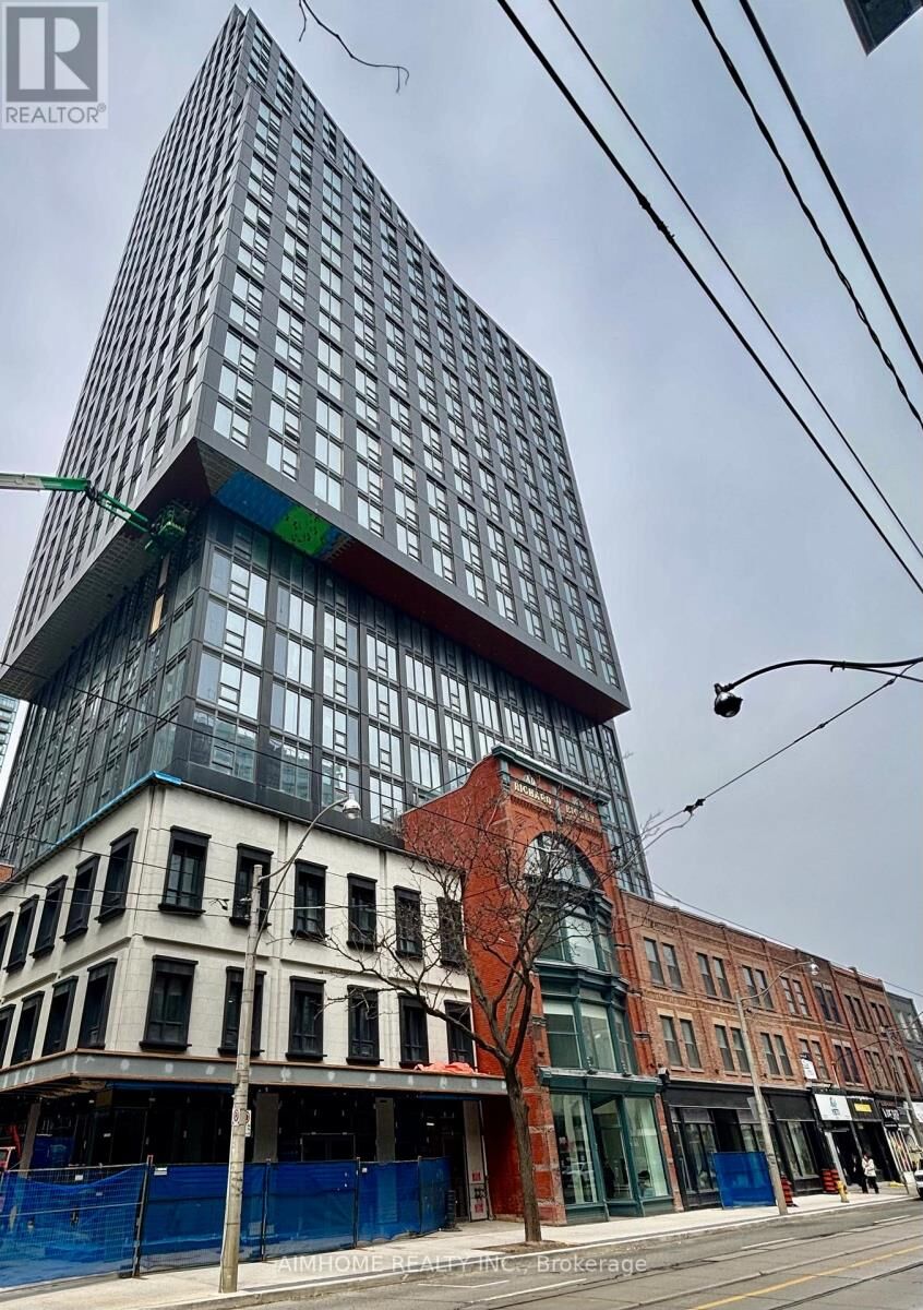Property Photo:  100 Queen Street East 3303  ON M5C 0B5 
