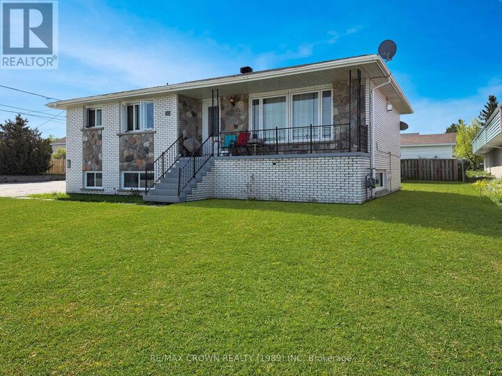 Property Photo: 117 Brunetville Road ON P5N 2G6