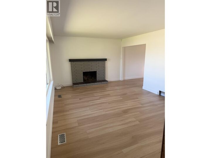 Property Photo:  311 Leroy Street  BC V3K 5K5 
