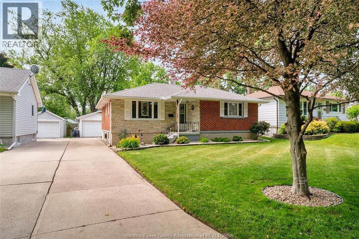 Property Photo:  46 Grace Avenue  ON N8H 1K9 