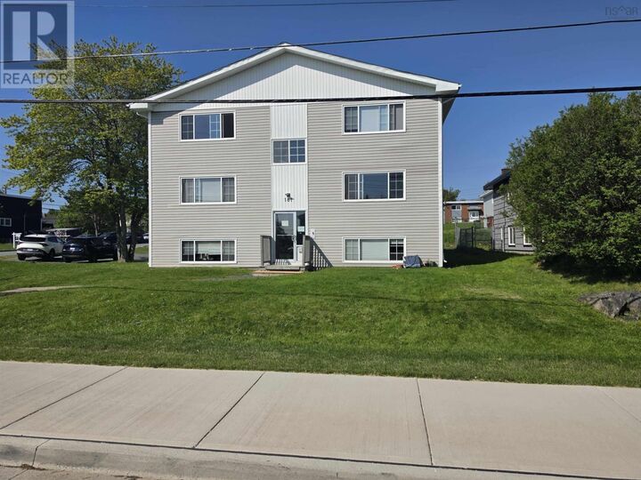 181 Evans Avenue — photo 1