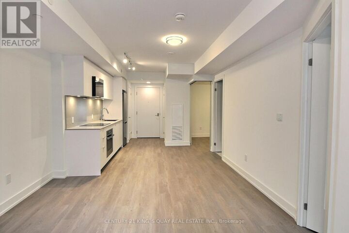 Property Photo: 8 Cedarland Drive 305 ON L6G 0H4