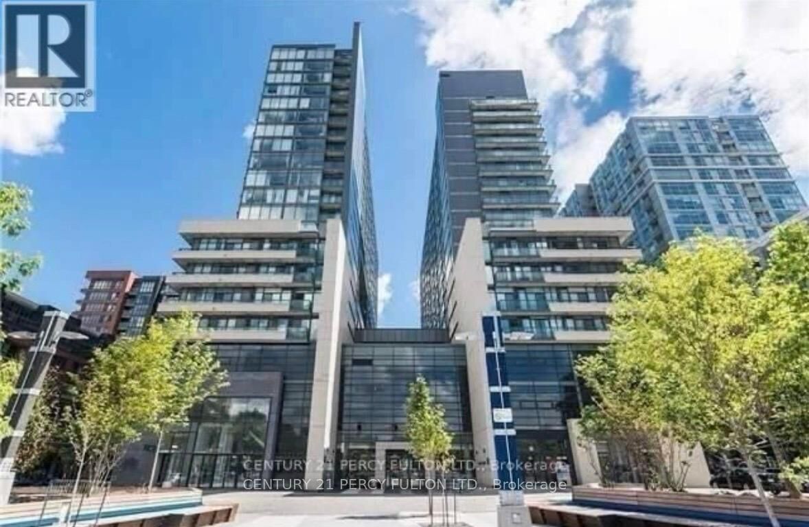 Property Photo: 36 Lisgar Street 1816 ON M6J 3G2
