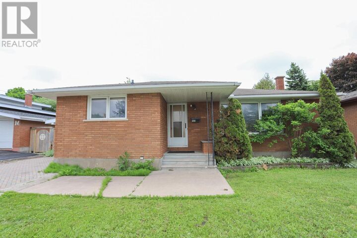 Photo de la propriété:  489 McNabb St  ON P6B 1Z2 