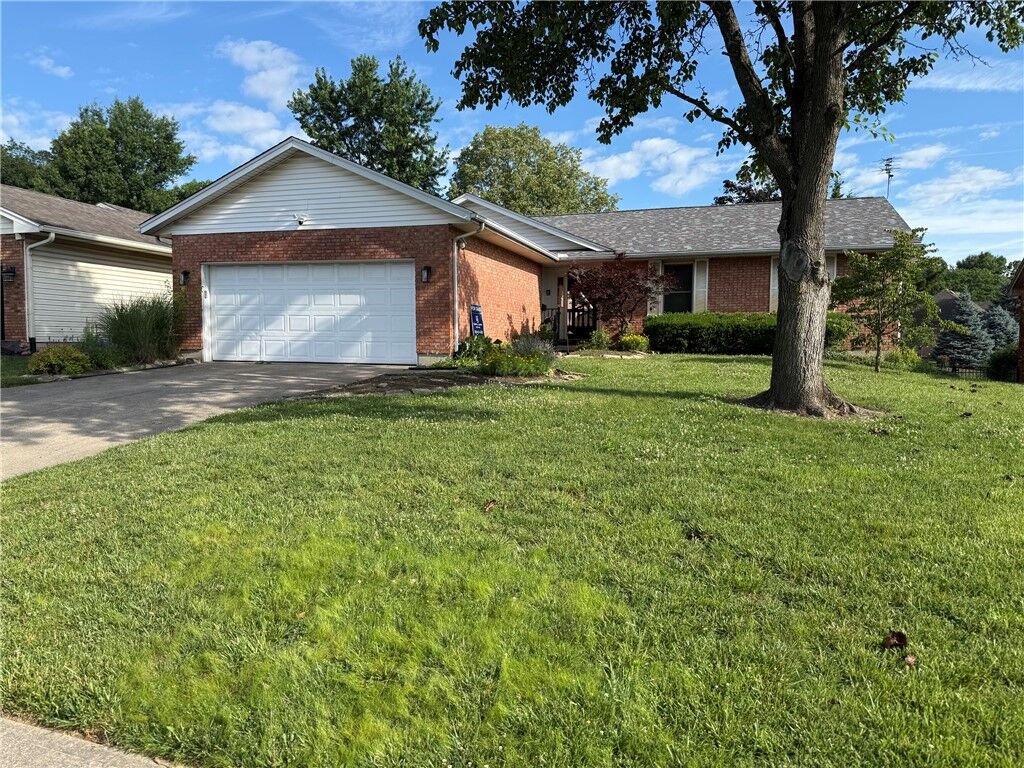 Property Photo:  4929 Rosedale Road  OH 45042 