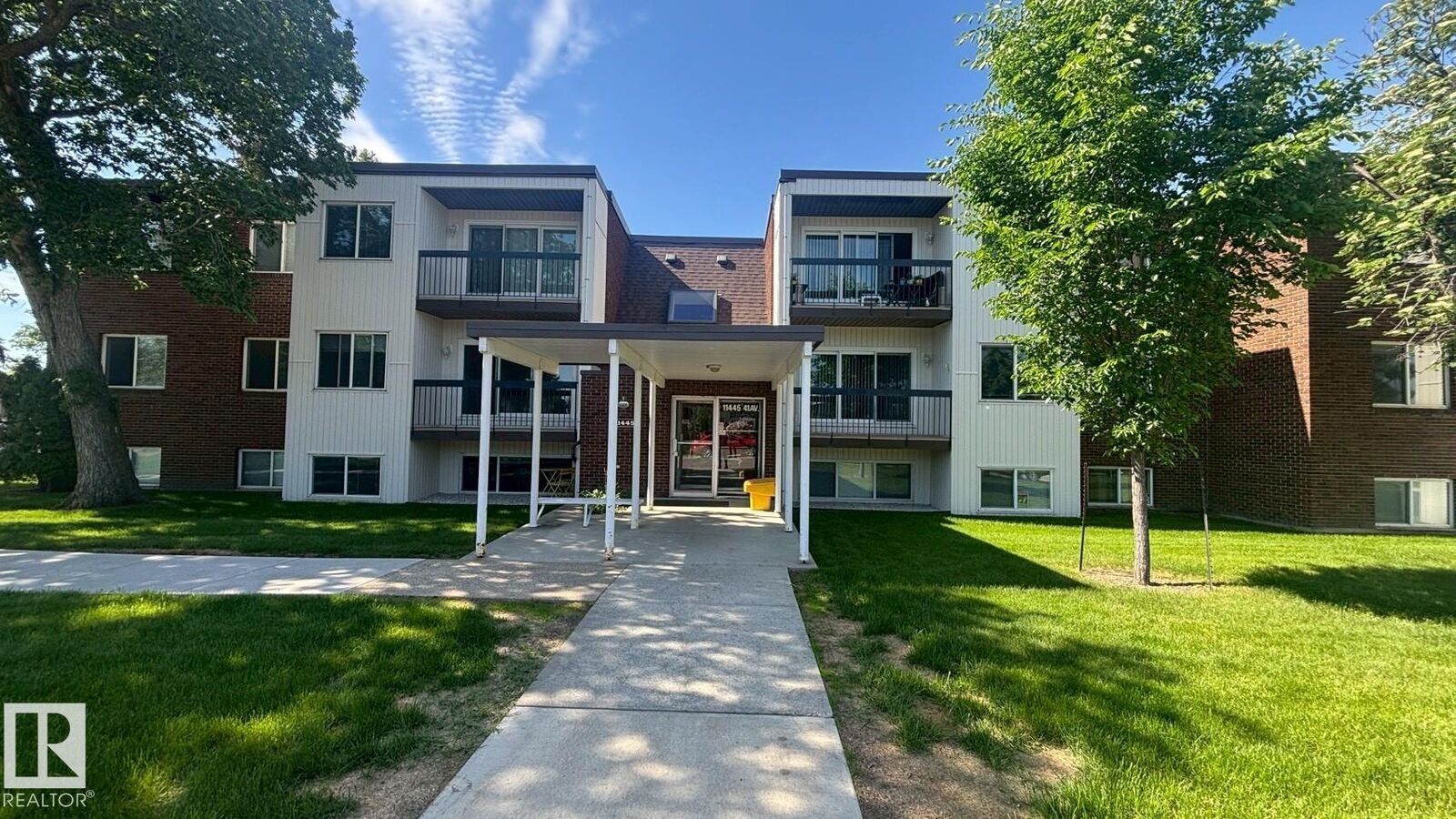 Property Photo:  11445 41 Avenue NW 203  AB T6J 0T9 