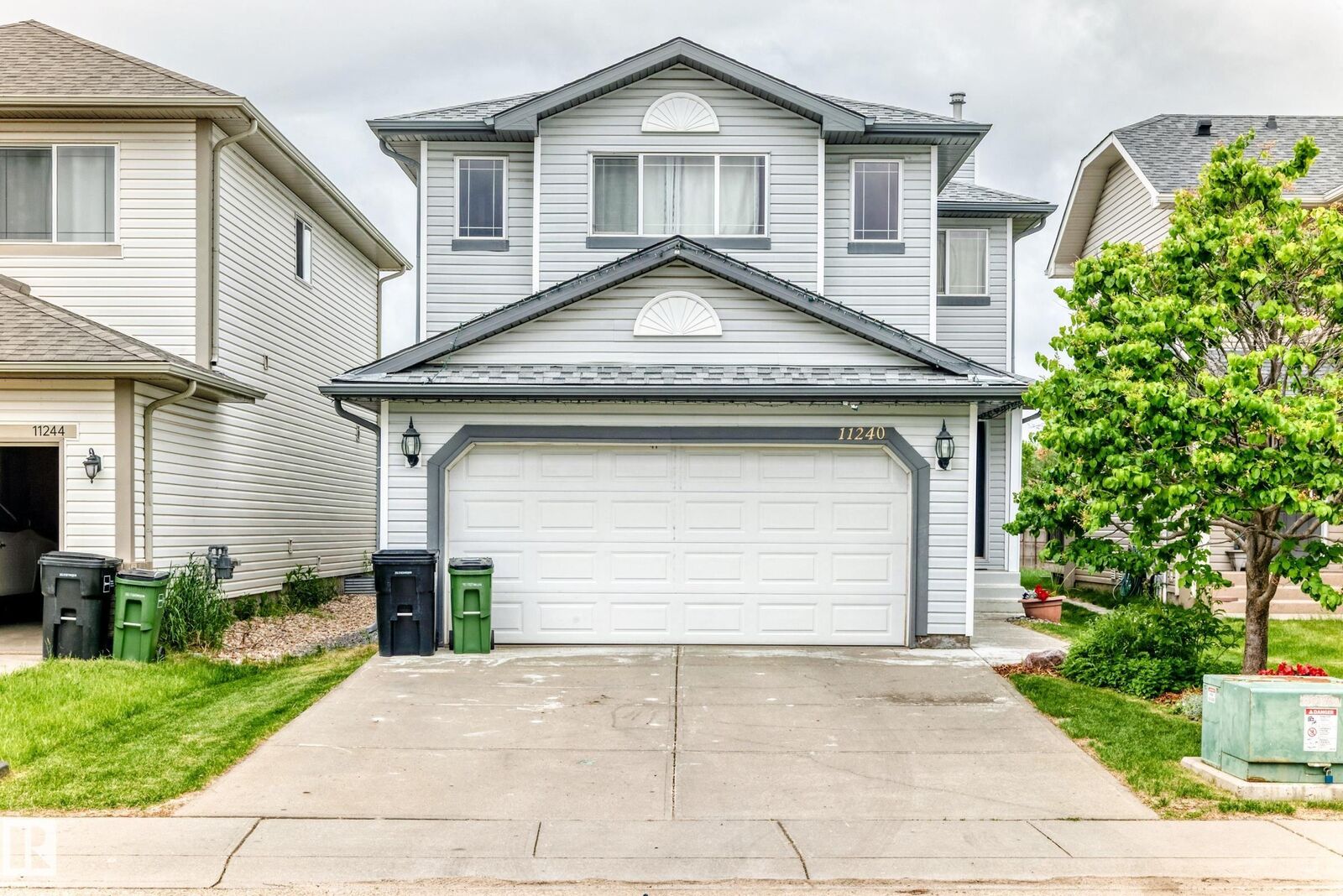 Property Photo:  11240 167B Avenue NW  AB T5X 6J6 