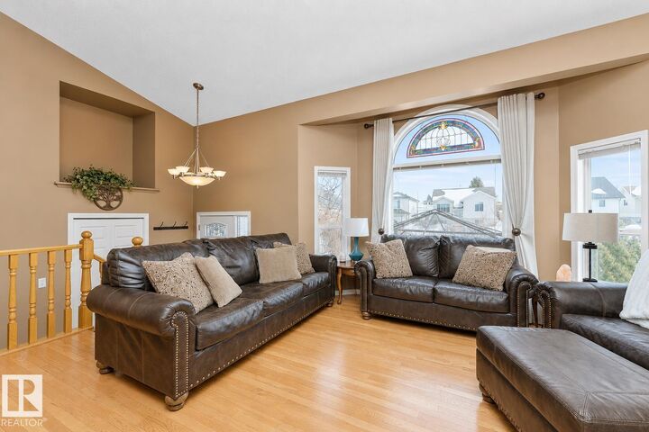 Property Photo:  4804 45 Street  AB T9M 1N7 